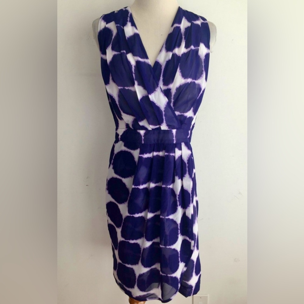 Banana Republic Sleeveless Purple Circles w/ Partial Front Pleated Dress Size 0